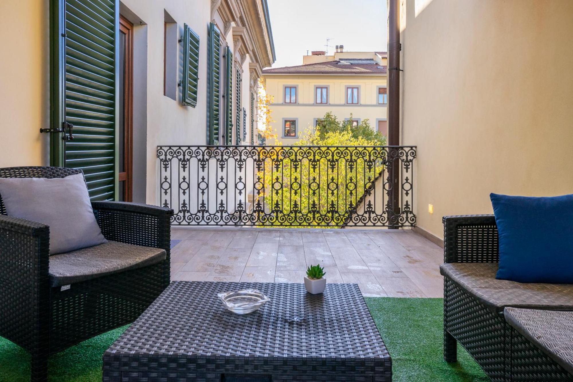 "Le Cure Home" Appartamento Con 2 Camere Matrimoniali, Terrazzo Флоренция Экстерьер фото
